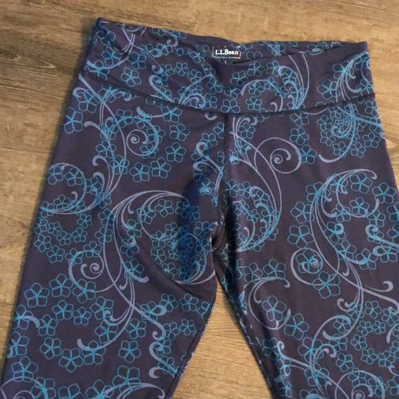 Women’s size large L.L. Bean blue leggings - Picture 2 of 8